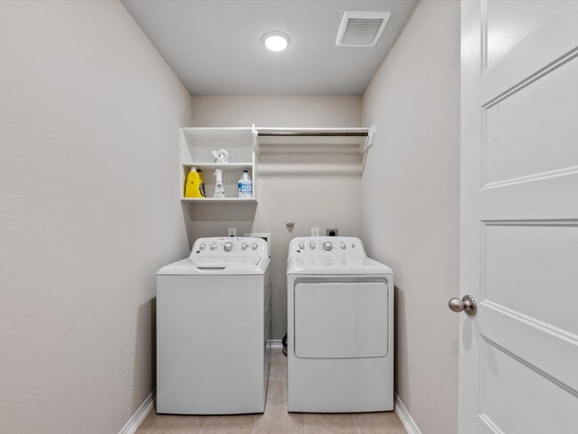 Photo - 2901 Yaupon Grove Ln
