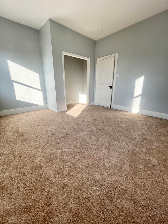 Photo - 33 Linden Ave Unit 2nd Fl