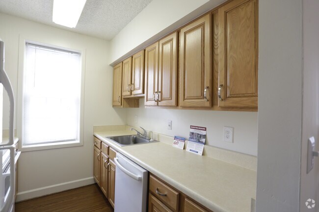 1BR 1BA