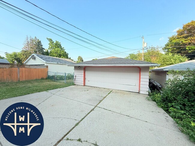 Photo - 624 S 69th St Unit 624