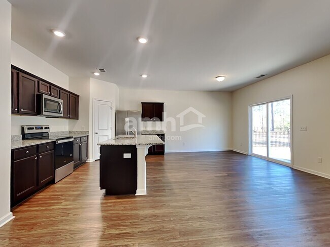 Photo - 178 Orion Way