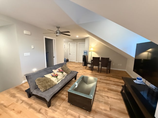 Photo - 35 Grove St Unidad 2