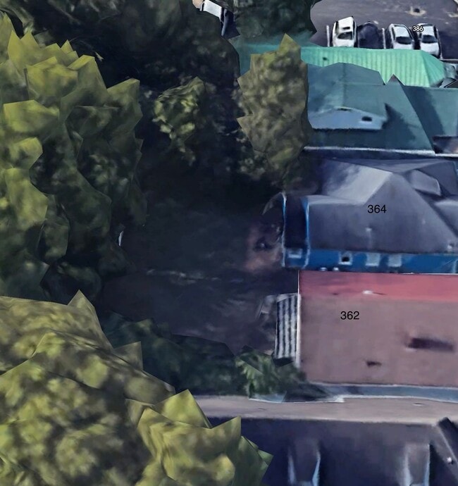 Photo - 362 Oldham Ave