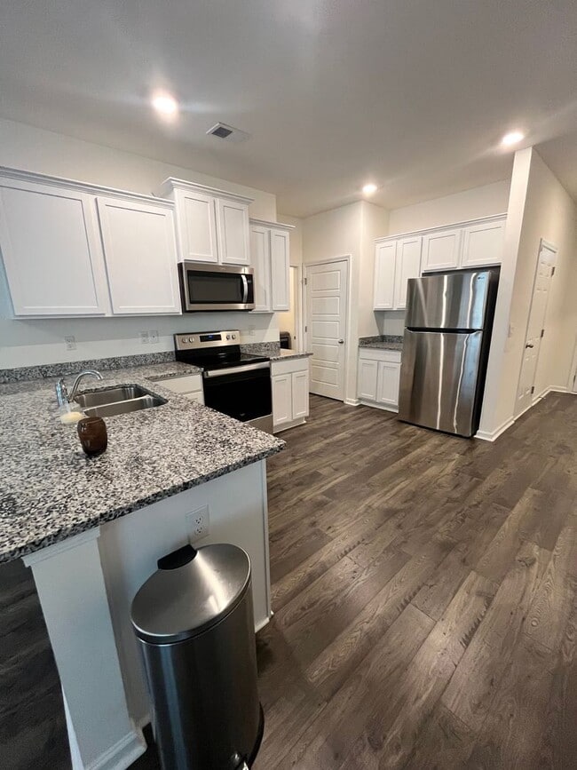 Photo - $600 Savings! Move Right In to Your Practi...