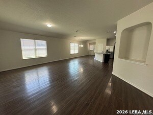 2523 Barbwire Wy