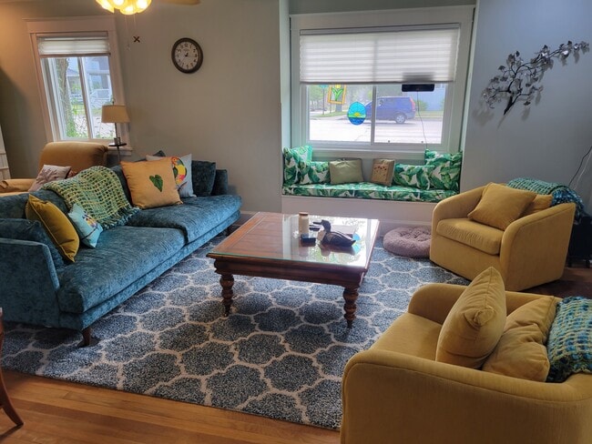 Photo - 1618 Niles Ave