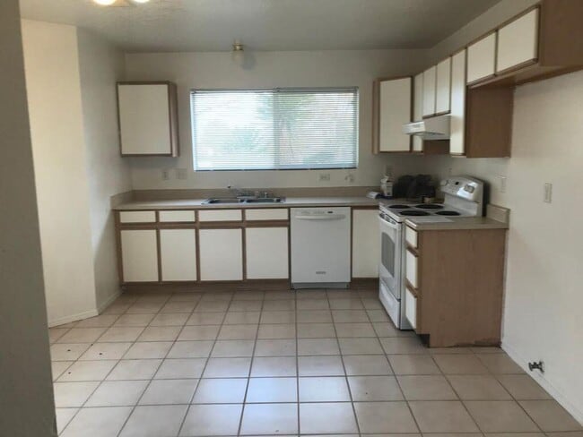 Photo - 3125 Chama Meadows Dr NE