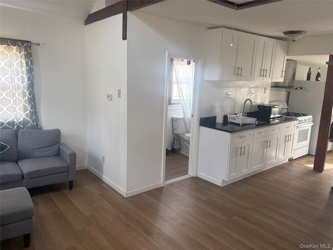 Photo - 1 Royal Acres Dr Unit 5