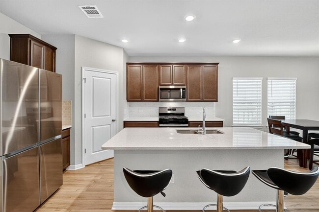 Photo - 17801 Prairie Land Wy