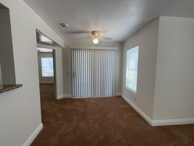 Photo - Comfortable and well-equipped 2-bedroom, 2-bathroom condo