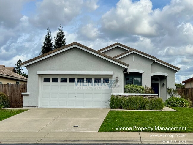 Photo - 1096 Rudgwick Dr