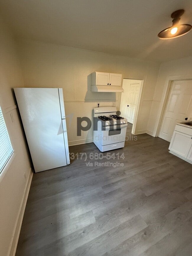 Photo - 1308 W 4th St