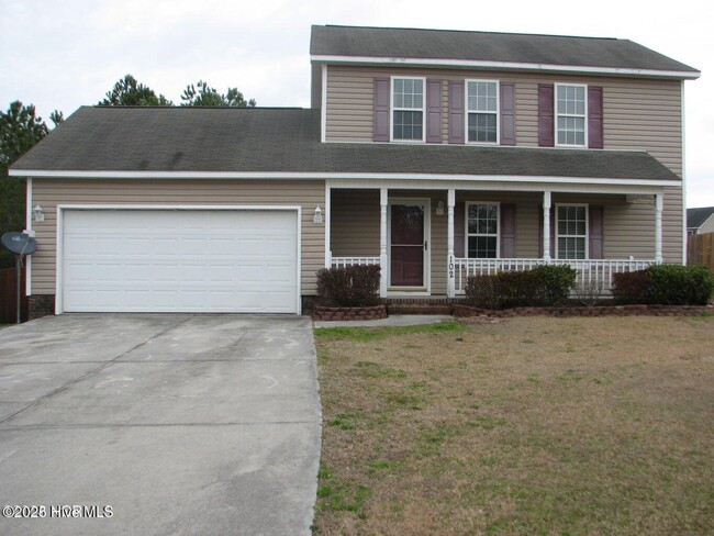 Photo - 102 White Stone Ct House