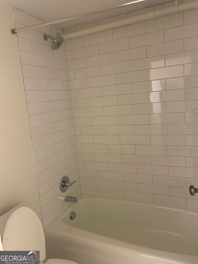 Photo - 712 Ave A NE