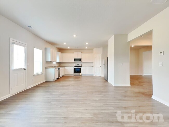 Photo - 1251 Fendt Dr