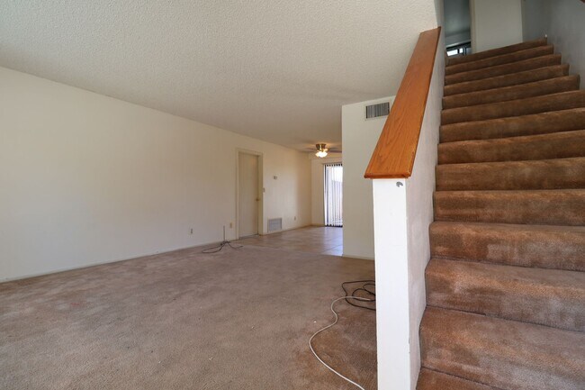 Photo - GRA636 Unit Apt A