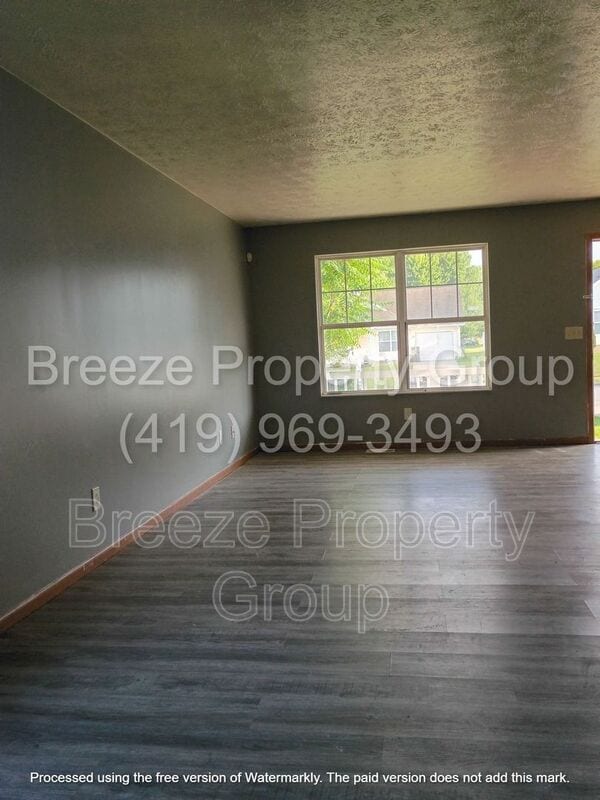 Photo - 2816 Benford Ln