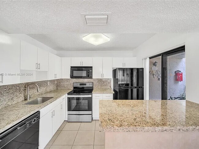 601 Ives Dairy Rd Unit Caleb
