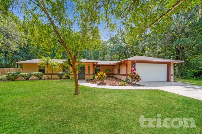 Building Photo - 18307 Oakdale Rd