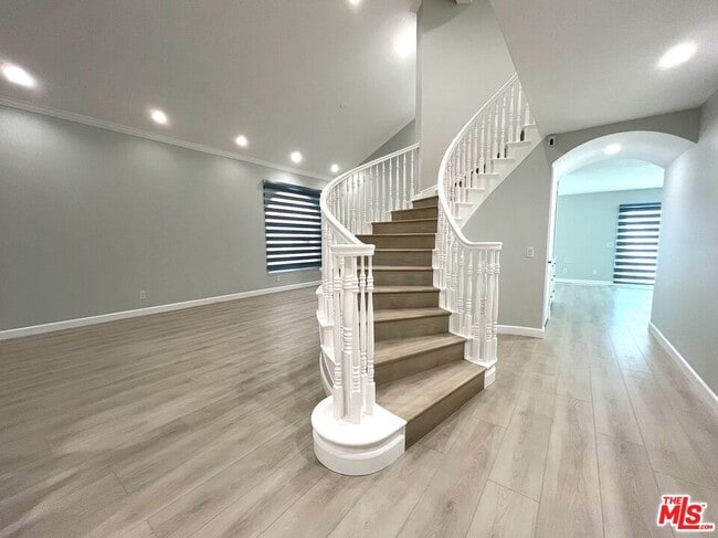 Photo - 12105 Falcon Crest Way