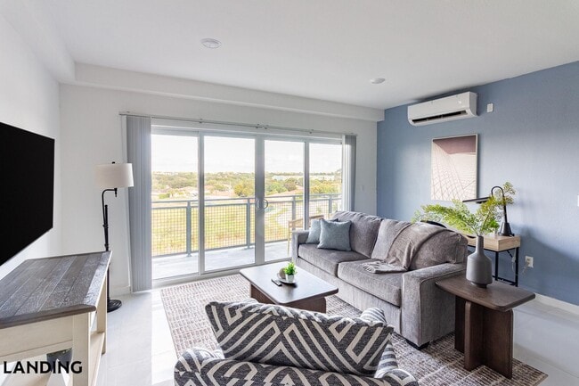 Photo - 25850 SW 140th Ct Unidad 4-605