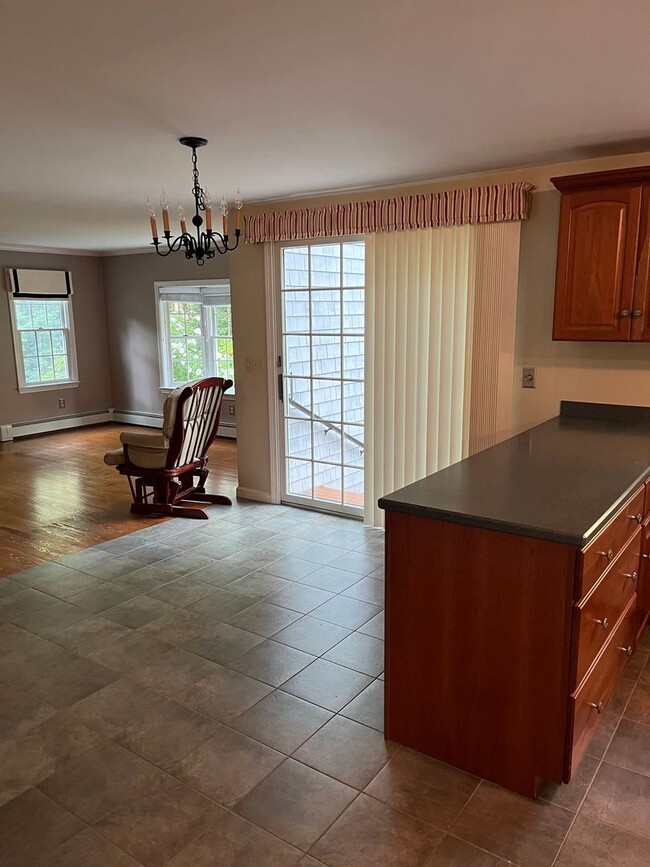 Photo - Executive 4 Br / 2.5 Ba Executive Colonial in Sandwich