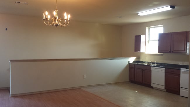 Building Photo - 4406 Allen Rd Rental