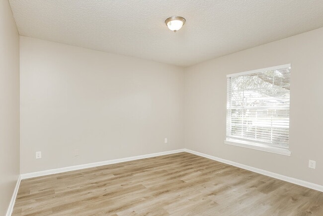 Photo - 7941 Collins Bay Ct