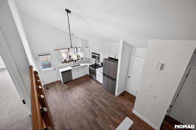 Photo - 443 Lincoln Cir