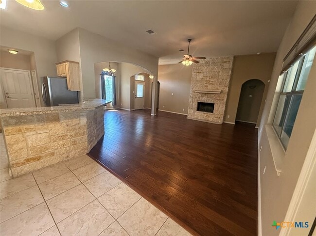 Photo - 270 Delanoy Dr