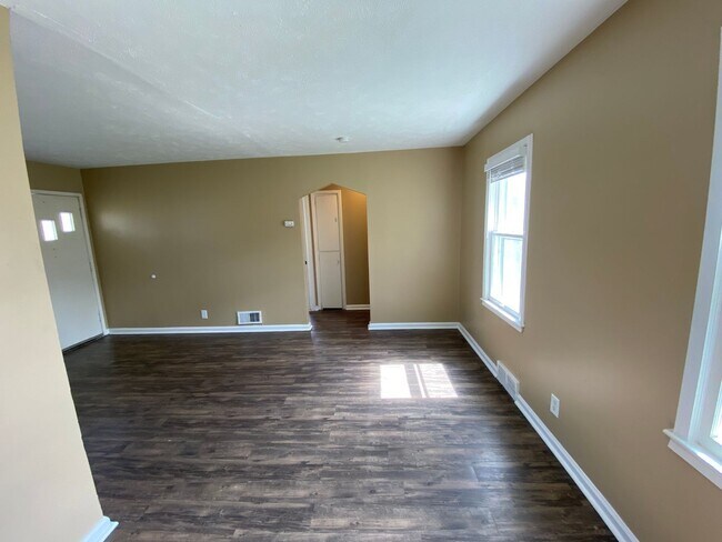 Photo - Nicely Updated 2 bedroom house