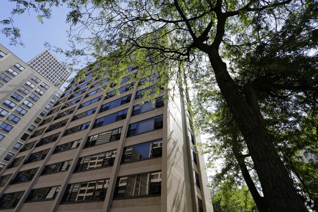 Algonquin Apartments