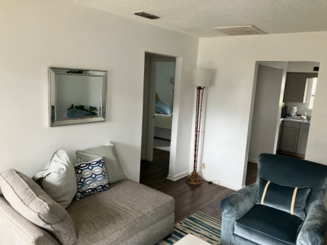 Photo - 2835 Vista Ln