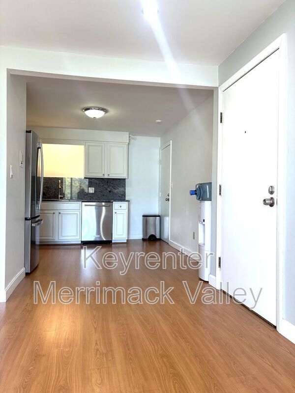Photo - 86 Beacon St Unit #5