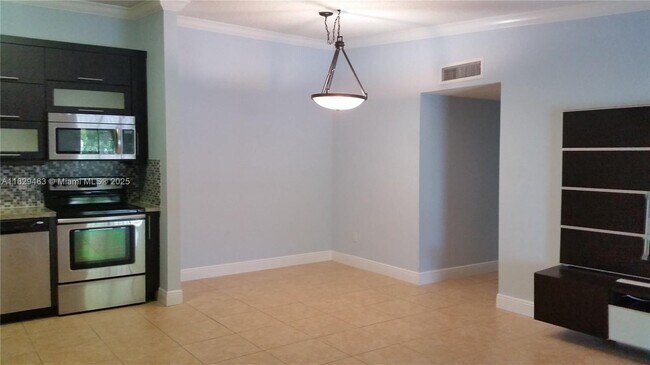Building Photo - 9755 W McNab Rd Unit 212 Rental