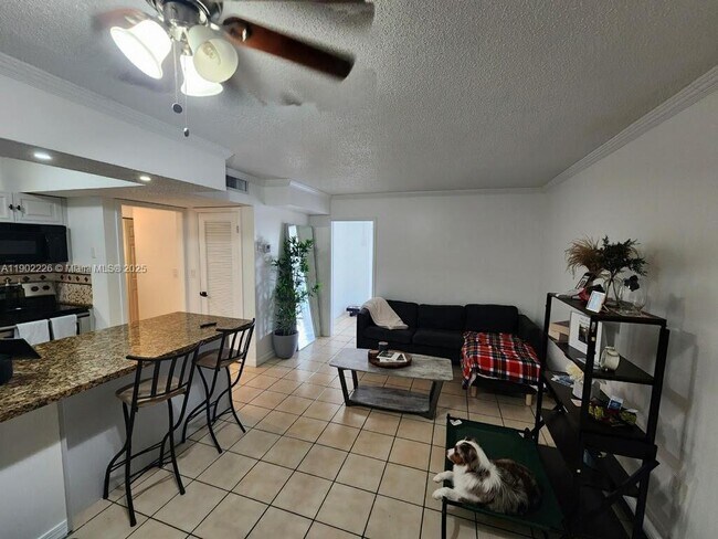 Photo - 870 SW 129th Pl Unit 205