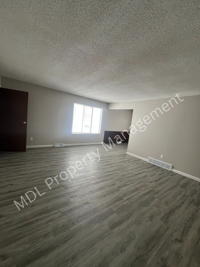 Photo - Thomas White Apartments* Unit 39