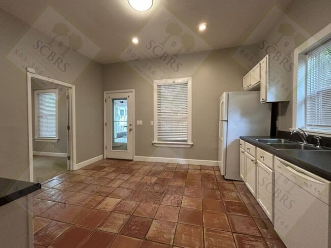 2218-2220 Santee Ave.
