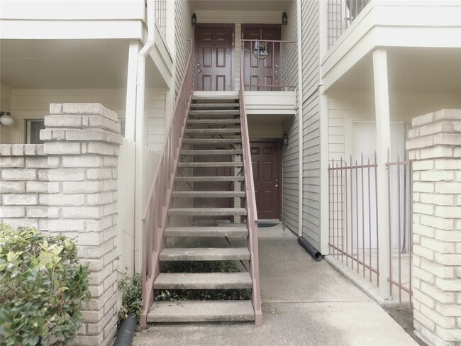 Building Photo - 2120 El Paseo St Unit 314