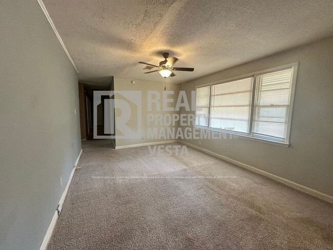 Photo - 2775 Reynolds Dr