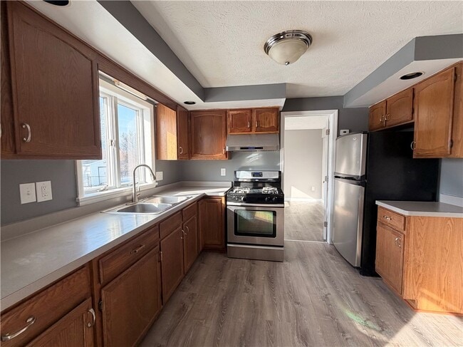 Photo - 598 Bram Hall Dr