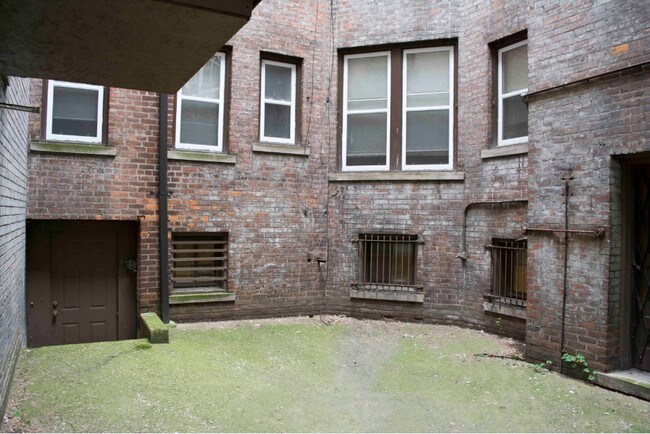 Photo - Wayne Court Apartments