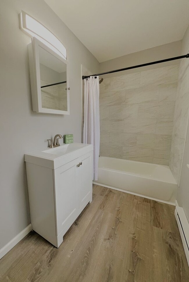 Photo - Beautifully Renovated 3-Bedroom Single Family Home
