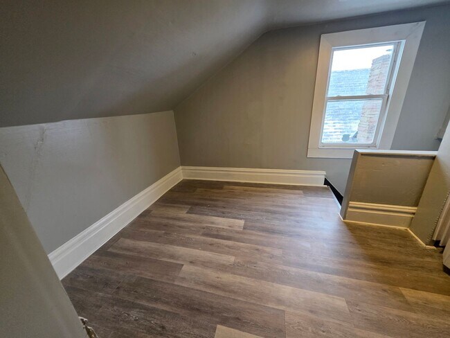 Photo - Updated 2 bedroom 1 bath apartment for rent in Carrick!