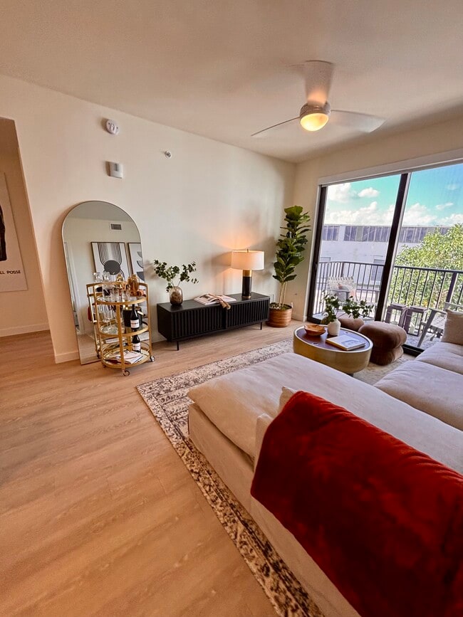 Photo - 2500 NE 181st St Unidad A2