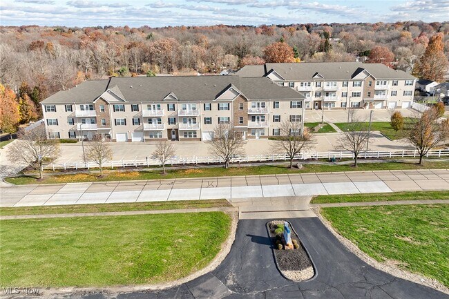 Building Photo - 558 Colony Park Dr Unit 101