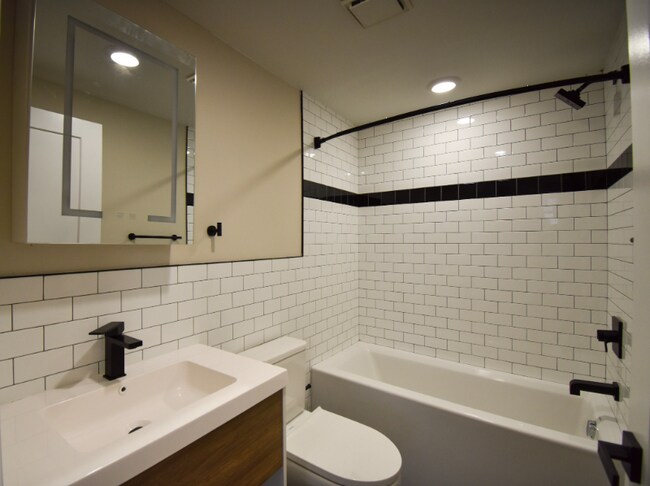 Photo - 1030 N 48th St Unit D-1A