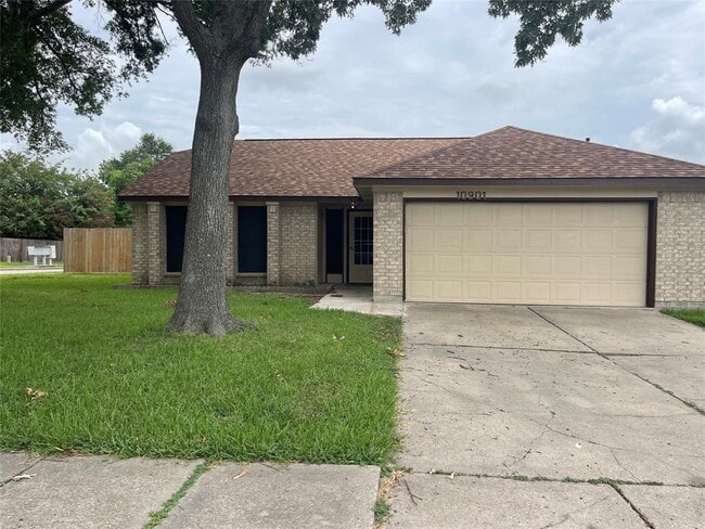 Building Photo - 10901 W Dogwood Dr Rental