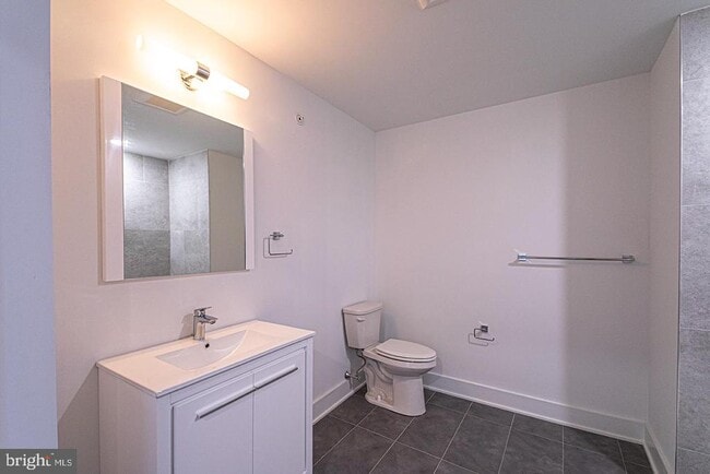 Building Photo - 1245 Ridge Ave Unit 310