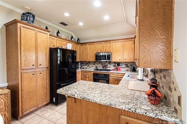 Photo - 3222 Stockwell Rd